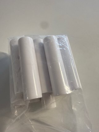 Rotoli di carta bianca