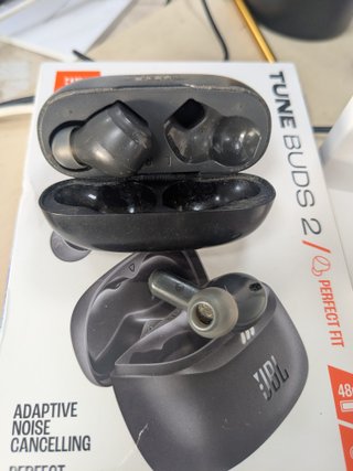 Auriculares JBL Tune Buds 2 Negro
