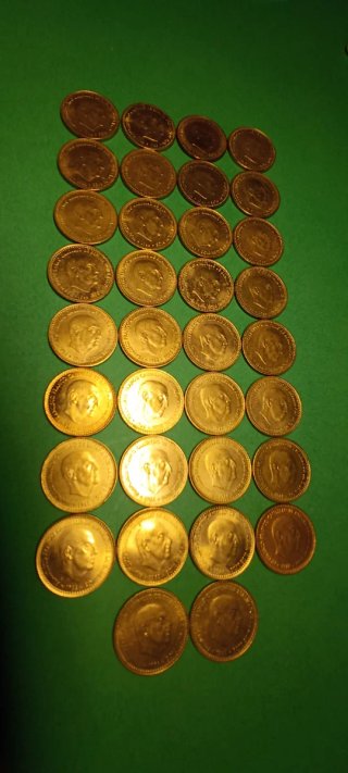 Lote 34 pesetas 1966.