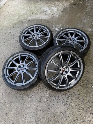 Llantas OZ 22 Originales con Pirelli PZero