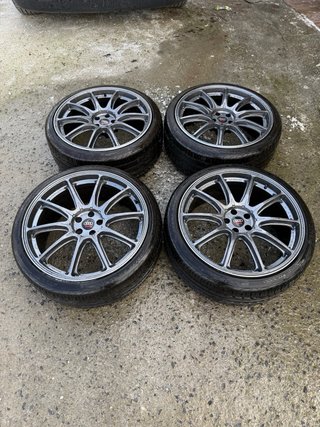 Llantas OZ 22 Originales con Pirelli PZero