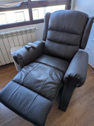 Sillón masajeador reclinable