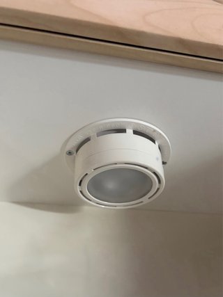 Estantería colgante Bertby IKEA