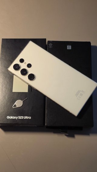 Samsung S23 Ultra 512GB + Galaxy Buds Pro
