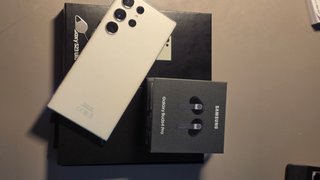 Samsung S23 Ultra 512GB + Galaxy Buds Pro