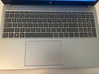 Portátil HP 15 intel i7