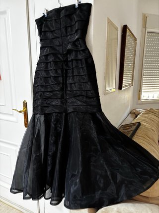 Vestido largo fiesta volantes negro
