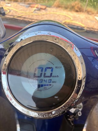 Moto Eléctrica Efun Pusa 90 batería ok 125cc