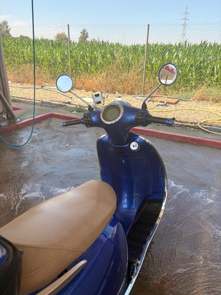 Moto Eléctrica Efun Pusa 90 batería ok 125cc