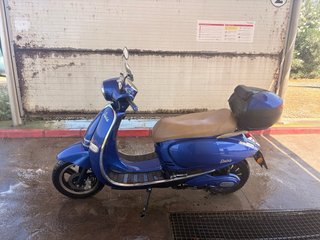 Moto Eléctrica Efun Pusa 90 batería ok 125cc
