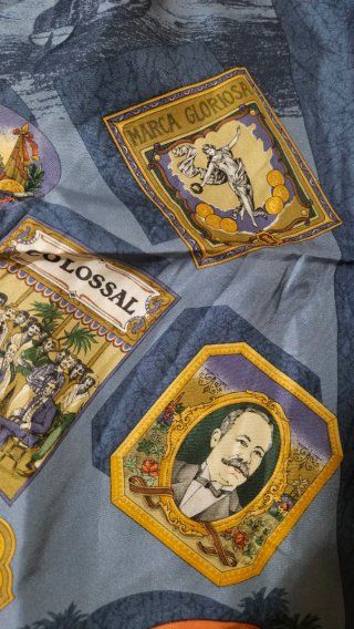 Pañuelo Loewe Recordando Cuba 1898-1998
