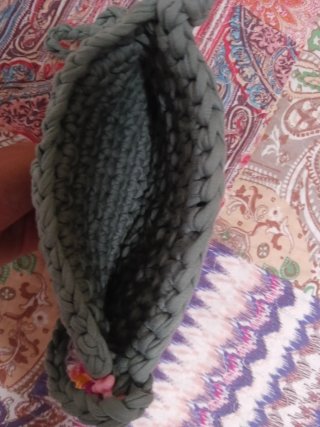 Bolso de crochet hecho a mano