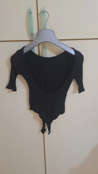 Body nero scollo a V coste manica 3/4