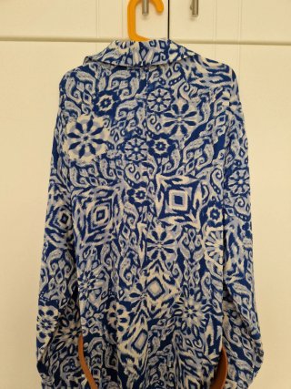 Vestido camisero midi Zara estampado