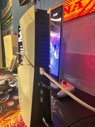 Consola PS5 Slim + 2 Juegos + Monitor Game