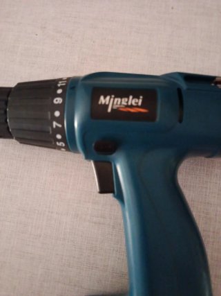 Taladro Inalámbrico 7.2V No tengo el cargador