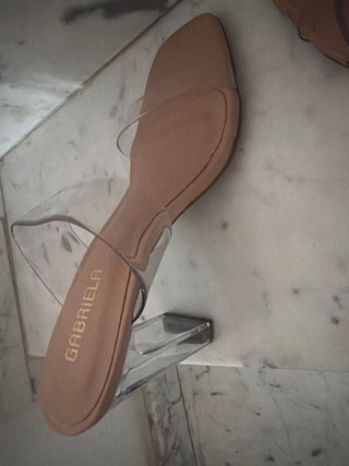Sandalias Gabriela Beige y Plateadas