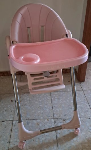 Trona bebé rosa con bandeja