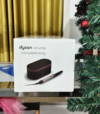 Dyson    Airwrap      complete      long