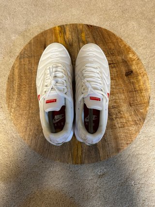 Nike TN x Supreme Blancas Rojas