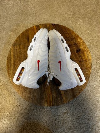 Nike TN x Supreme Blancas Rojas