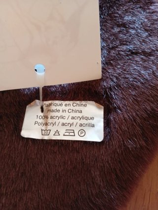 Estola pelo sintético marrón