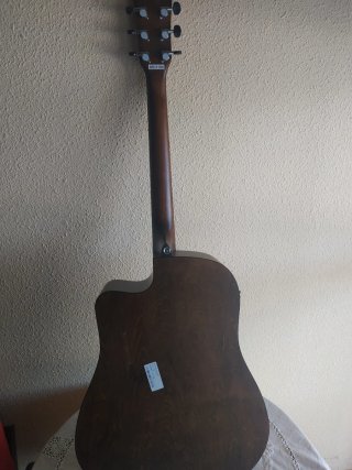 Guitarra Acústica Marrón
