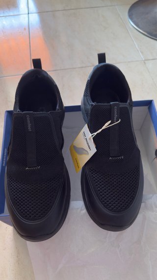 Zapatos Comfeet Negros sin usar