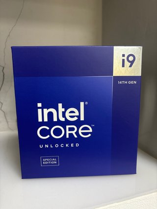 Caja Intel Core i9 14th Gen - Sin Procesador