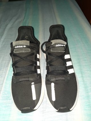 Scarpe Adidas Nere/Bianche Taglia 38