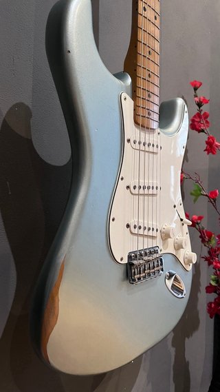 Fender Mischief Maker FSR Stratocaster
