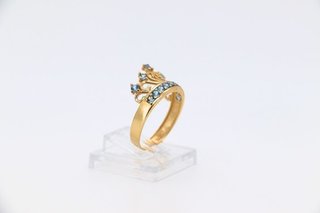 ANILLO GRANDE CORONA 15 CIRCONITAS AZULES.
