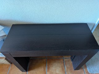 Mesa consola de madera oscura