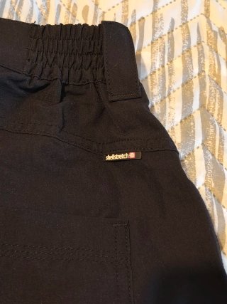 Pantalón técnico Ternua negro