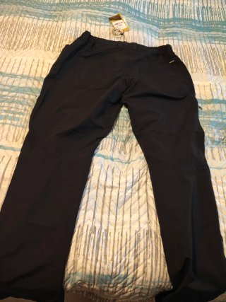 Pantalón técnico Ternua negro