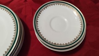 Lote platos y platillos borde verde y dorado