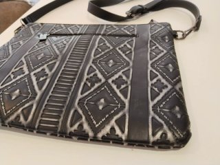 Bolso Bosanova Negro y Plateado