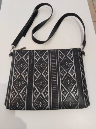 Bolso Bosanova Negro y Plateado