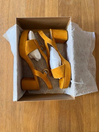 Sandalias Unisa Nenes Mostaza Talla 39