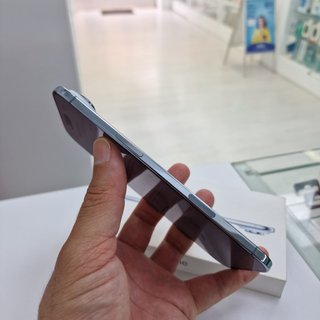 iPhone 17 Air 256GB Azul Como Nuevo Con Caja.