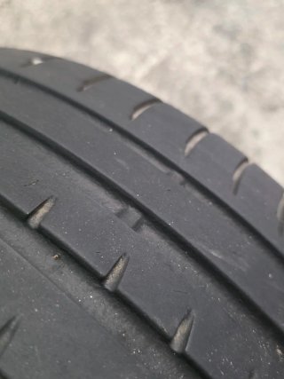 225/35 ZR19 88Y Extra Load  2 neumáticos Accelera