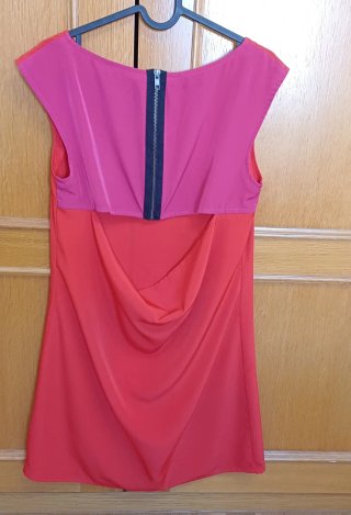 Vestido rojo sin mangas