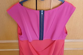 Vestido rojo sin mangas