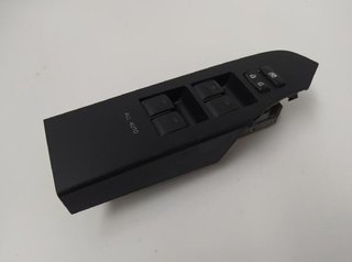 Toyota mando elevalunas delantero auris 290477