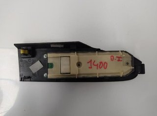 Toyota mando elevalunas delantero auris 290477