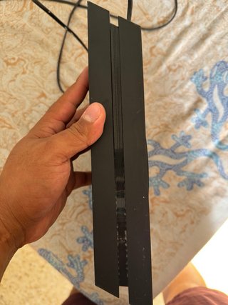 PS4 500GB + 3 Juegos + Auriculares