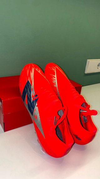 Botas Fútbol New Balance SF1 FMP8 Nuevas. Talla 44