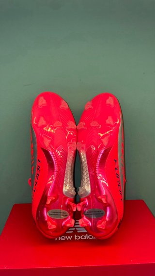 Botas Fútbol New Balance SF1 FMP8 Nuevas. Talla 44