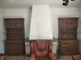 Muebles salón rústico castellano