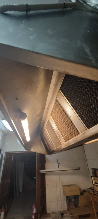 Campana extractora de cocina industrial